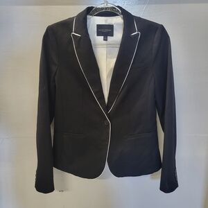 Banana Repuplic Women's Black Blazer with White Trim